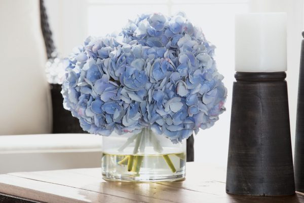 aranjament flori artificiale hortensie Blue Hydrangea Ethan Allen Select Design